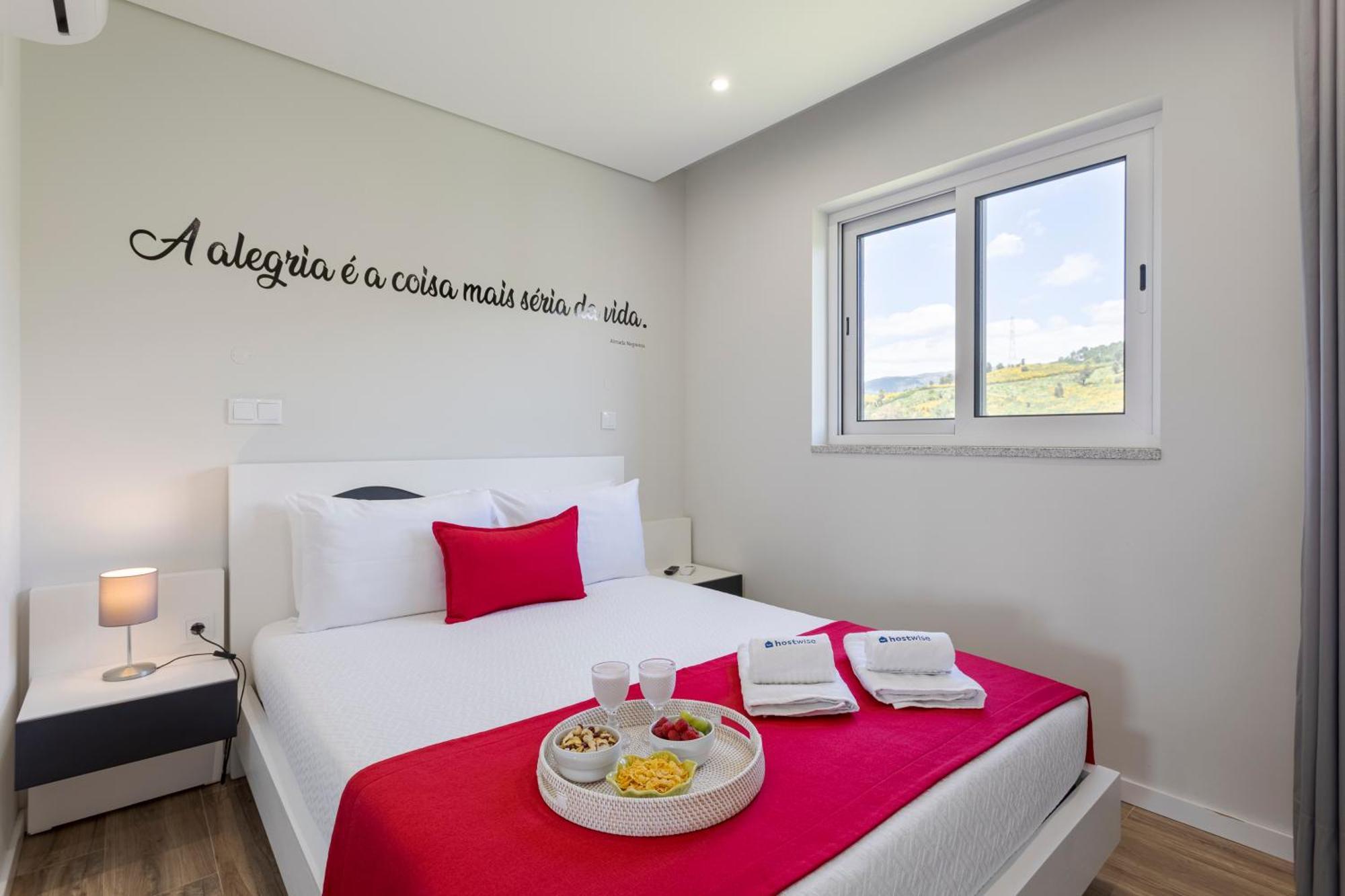 Spacious Villa Pool & Douro View By Host Wise Santa Marinha do Zêzere Exterior foto